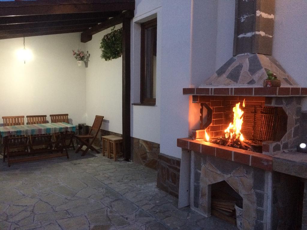 Guest House Hasiendata Павел баня Екстериор снимка